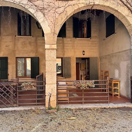 Corte Roveggia - Bilocale Dali * Verona